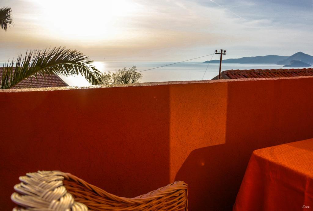 Apartments Drobni Pijesak Petrovac Bagian luar foto