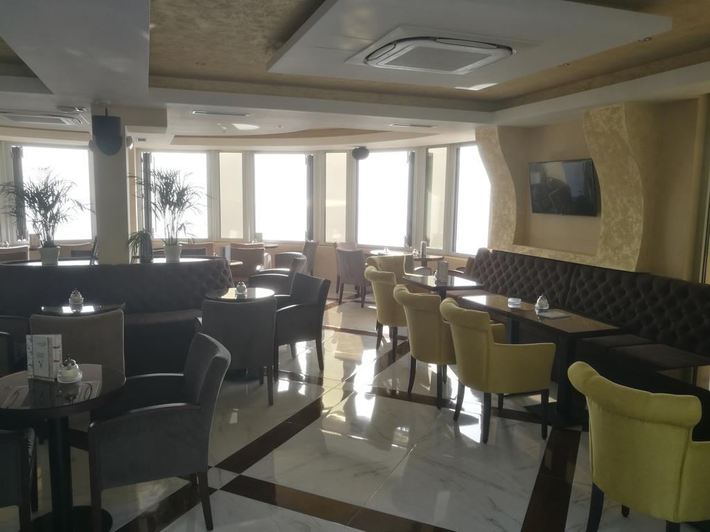 Apartments Drobni Pijesak Petrovac Bagian luar foto